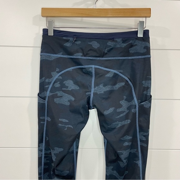 Lululemon Speed Tight Luxtreme Camo Oil Slick Blue 6 - Picture 11 of 16